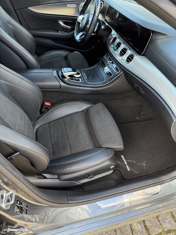 Mercedes-Benz E 220 d AMG - 12