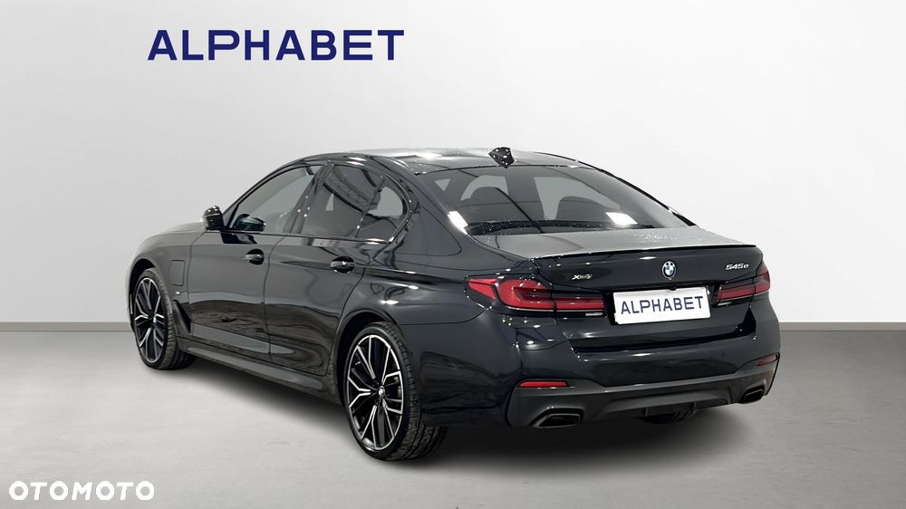 BMW Seria 5 545e xDrive - 3