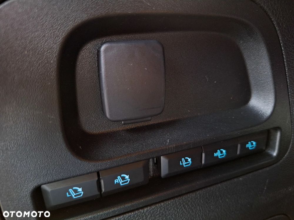 Ford S-Max 2.0 EcoBlue Titanium - 13