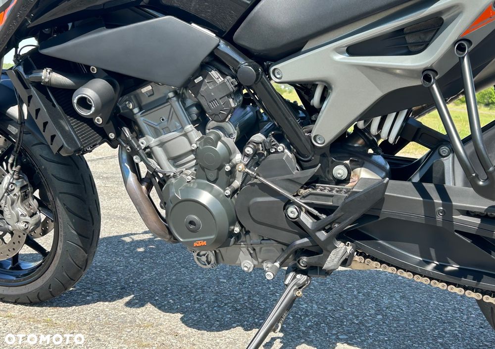 KTM Duke 790 - 6