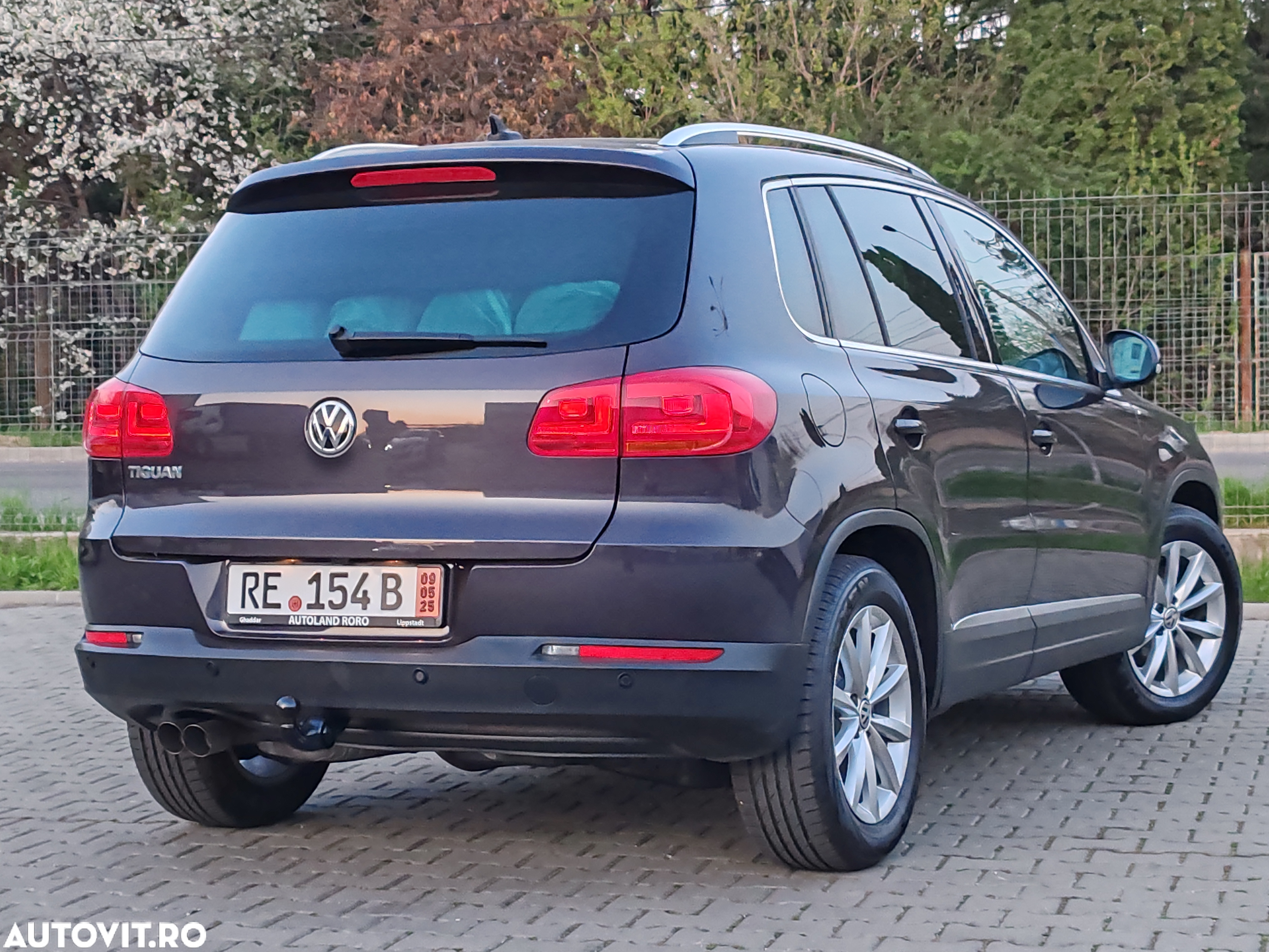 Volkswagen Tiguan 2.0 TDI SCR BlueMotion Technology Lounge Sport & Style - 3