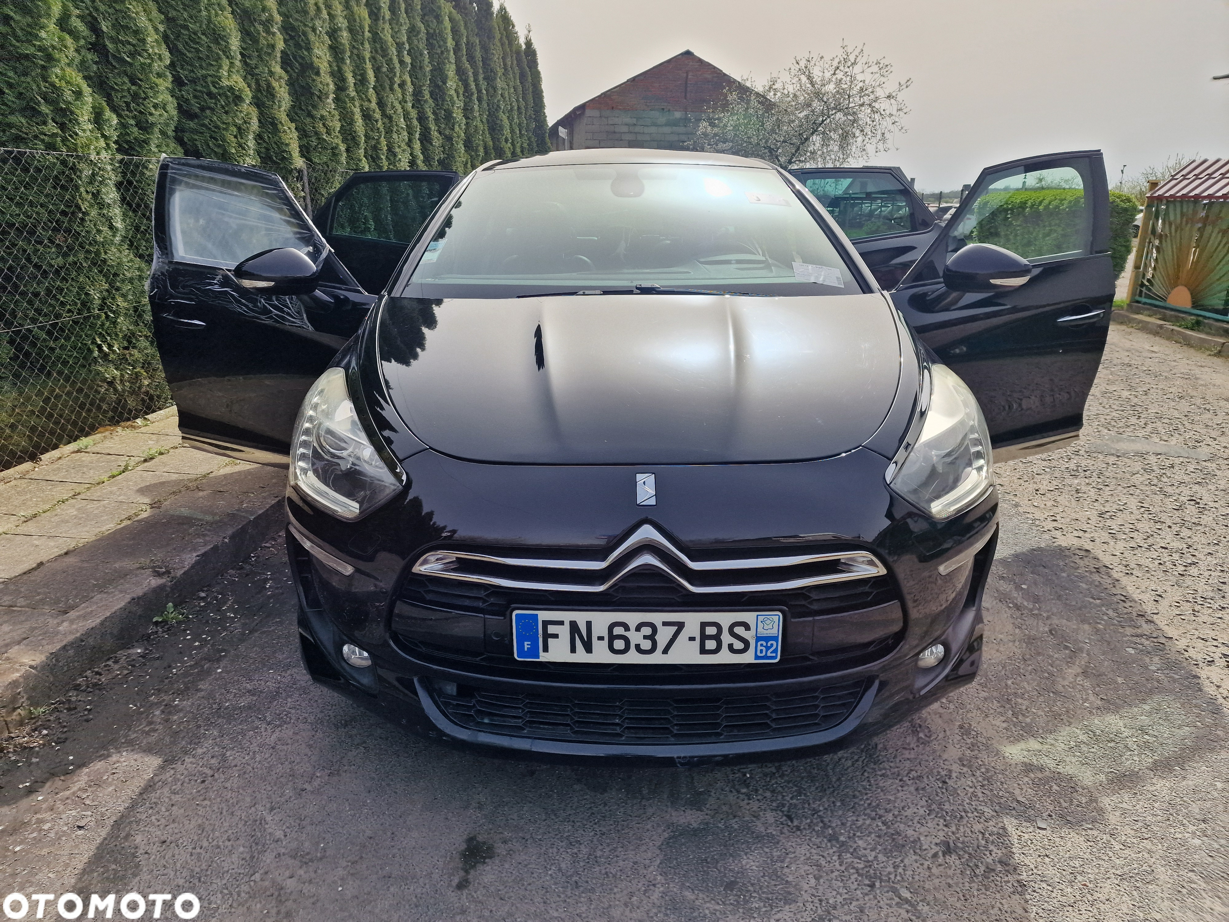 Citroën DS5 e-HDi 115 EGS6 SoChic - 18