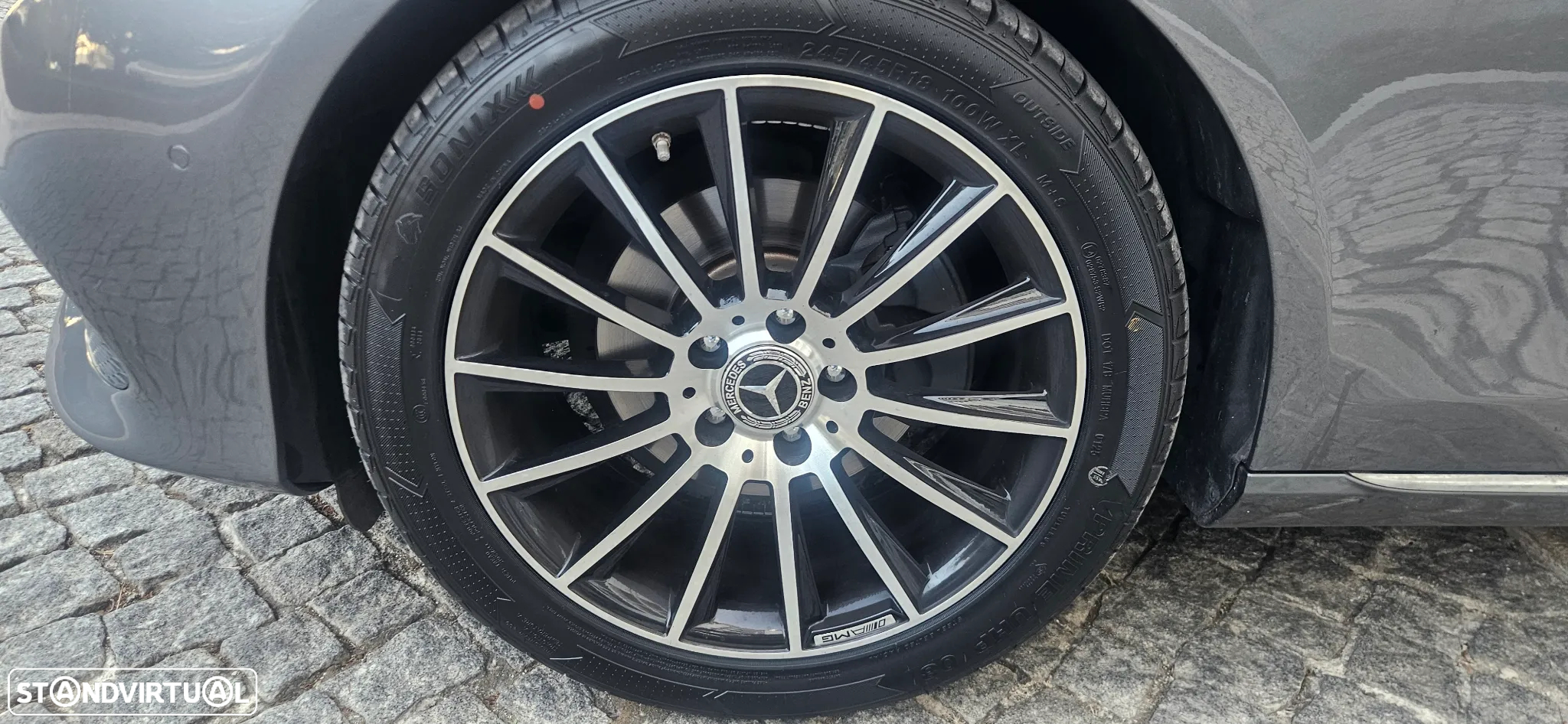 Mercedes-Benz E 220 d Avantgarde - 25