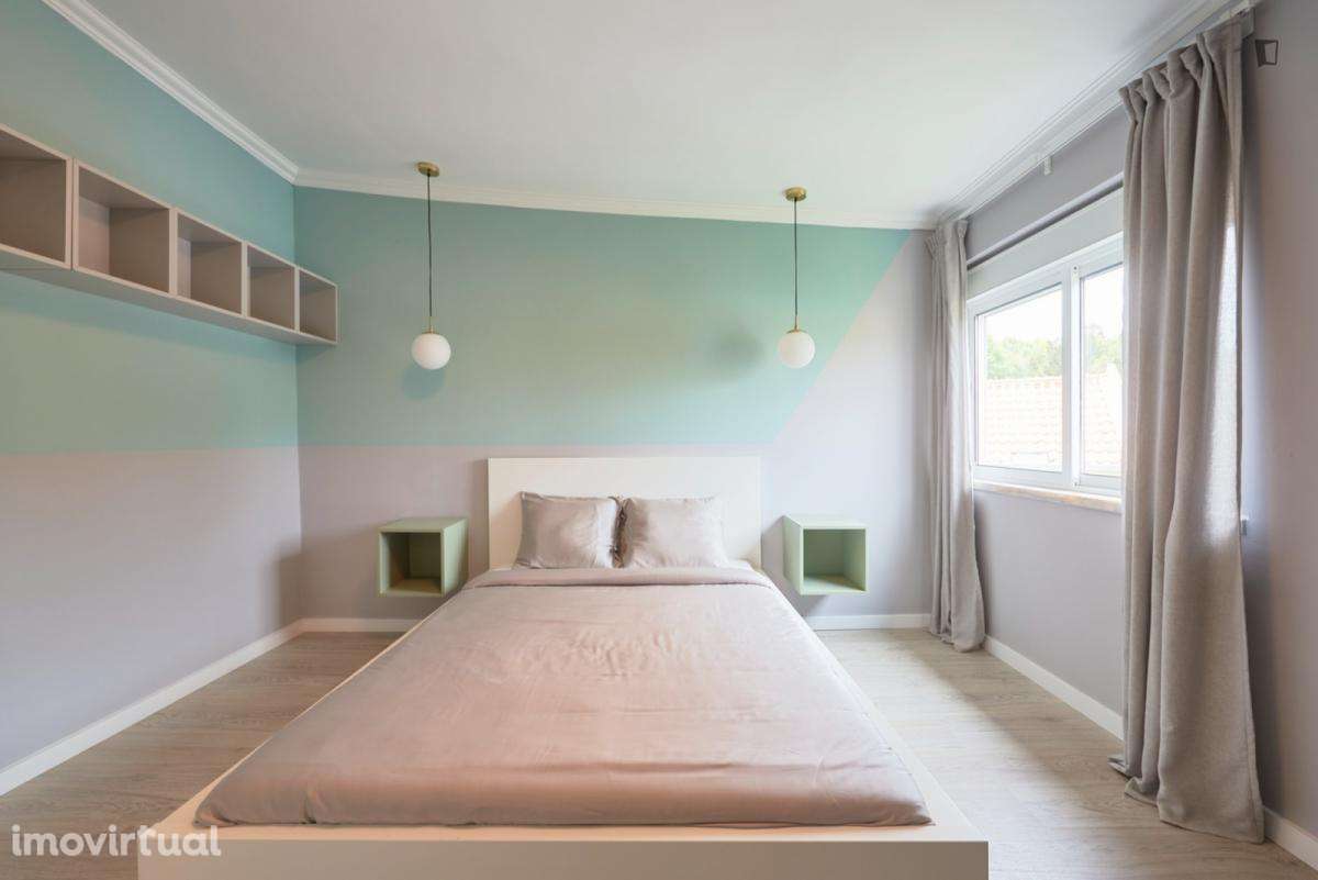 Quarto - localizado em Estrela Lisbon - Grande imagem: 2/32