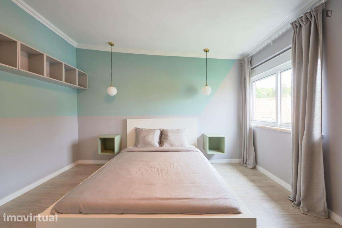 Quarto - localizado em Estrela Lisbon - Grande imagem: 2/32