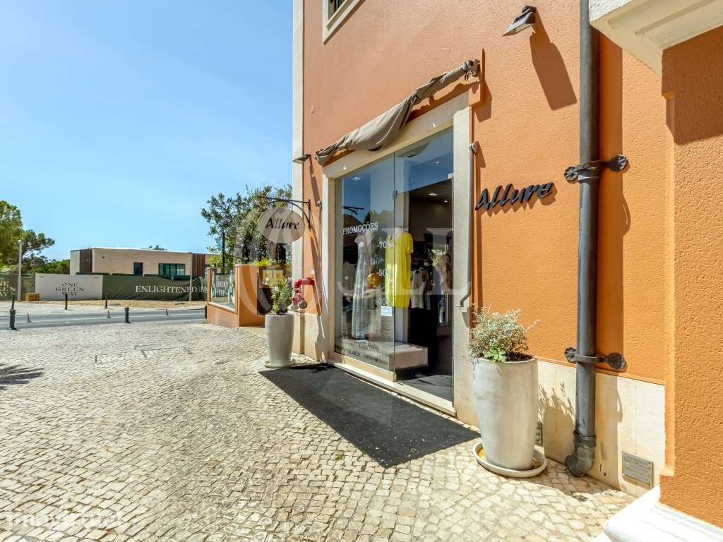 Loja em corner, Quinta Shopping, Quinta do Lago, Algarve - Grande imagem: 5/30