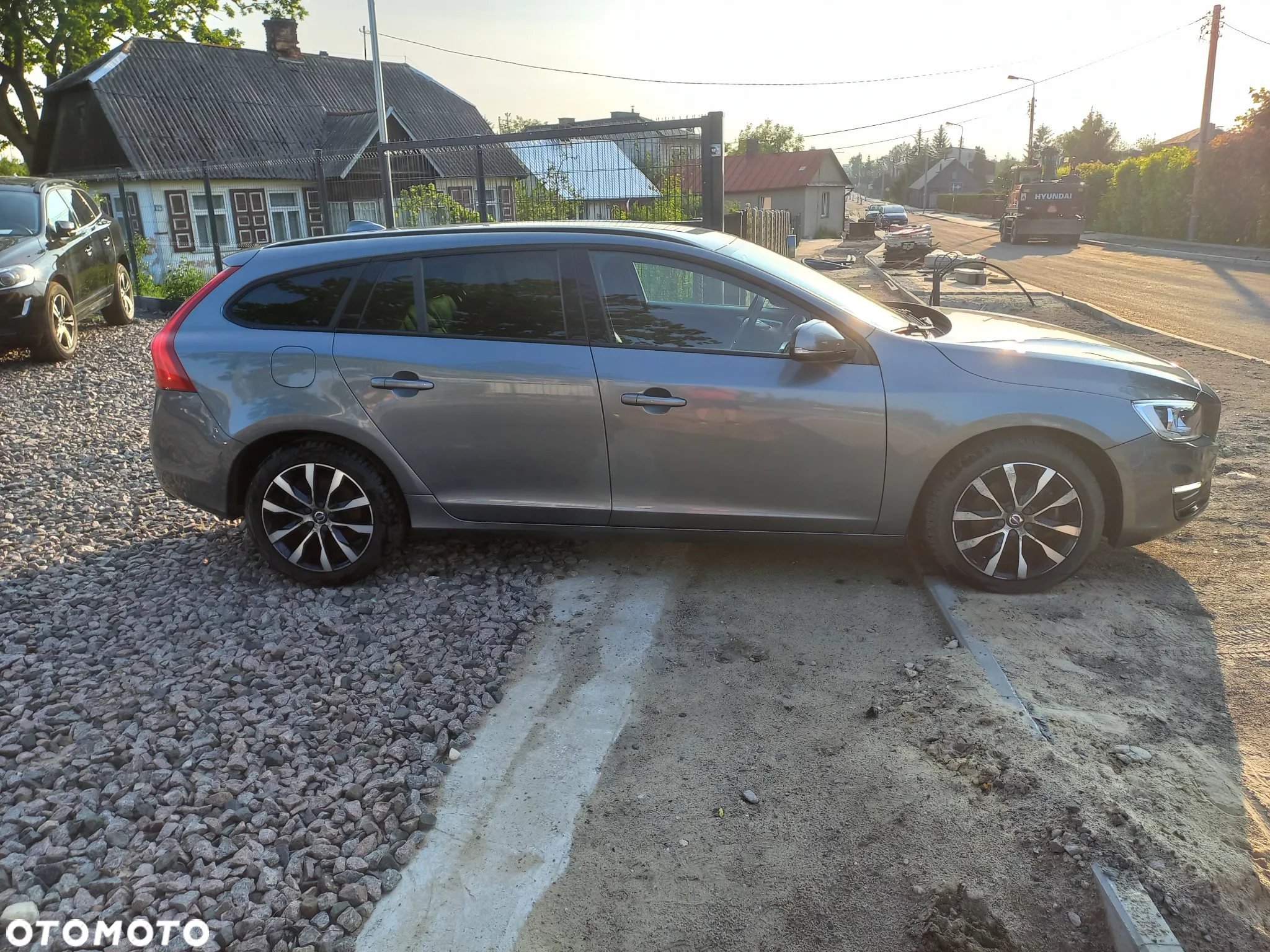 Volvo V60 D2 Drive-E Momentum - 8