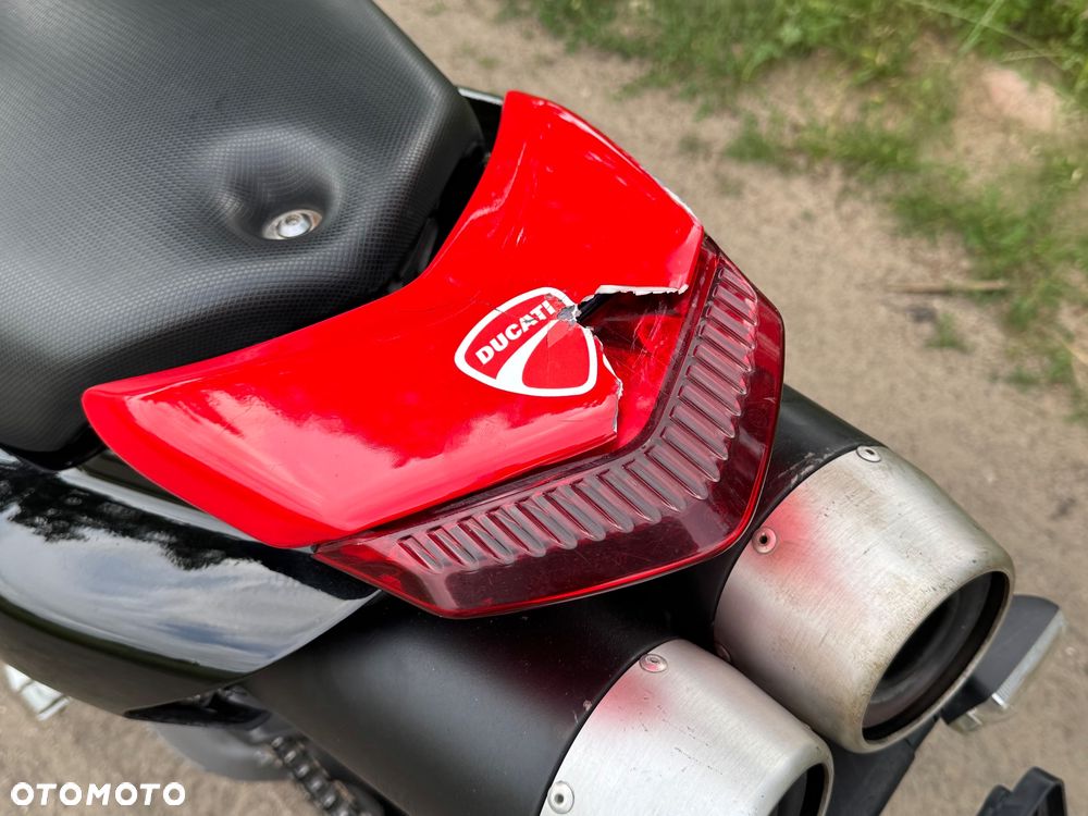 Ducati Hypermotard - 11