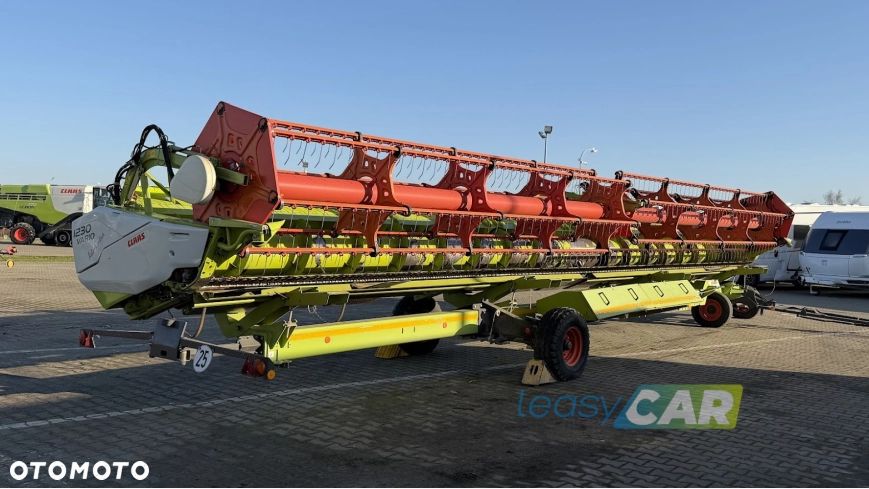 Claas Lexion 770 Terra Trac wyposażony w Header Vario 1230 12,27m - 25