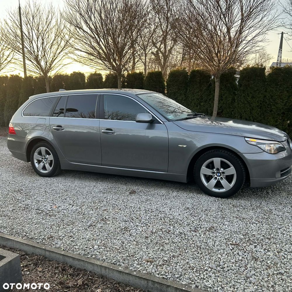 BMW Seria 5 520d - 5