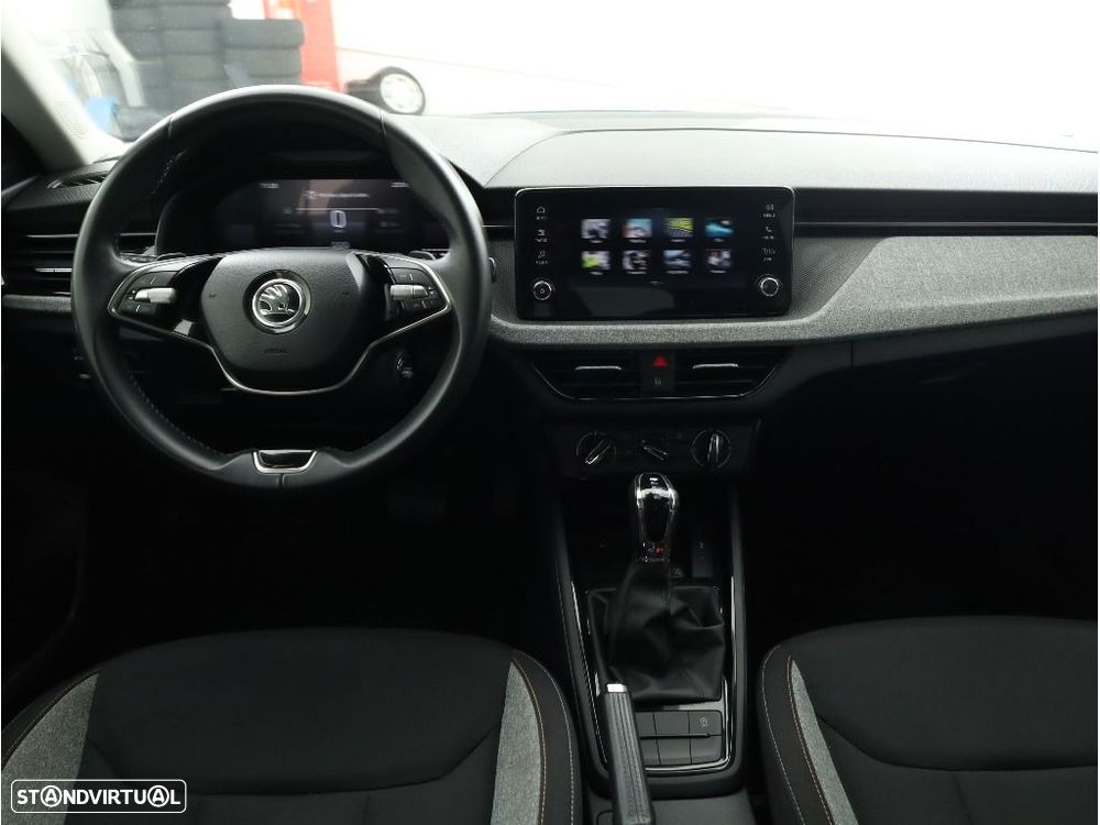 Skoda Kamiq 1.0 TSI DSG - 18