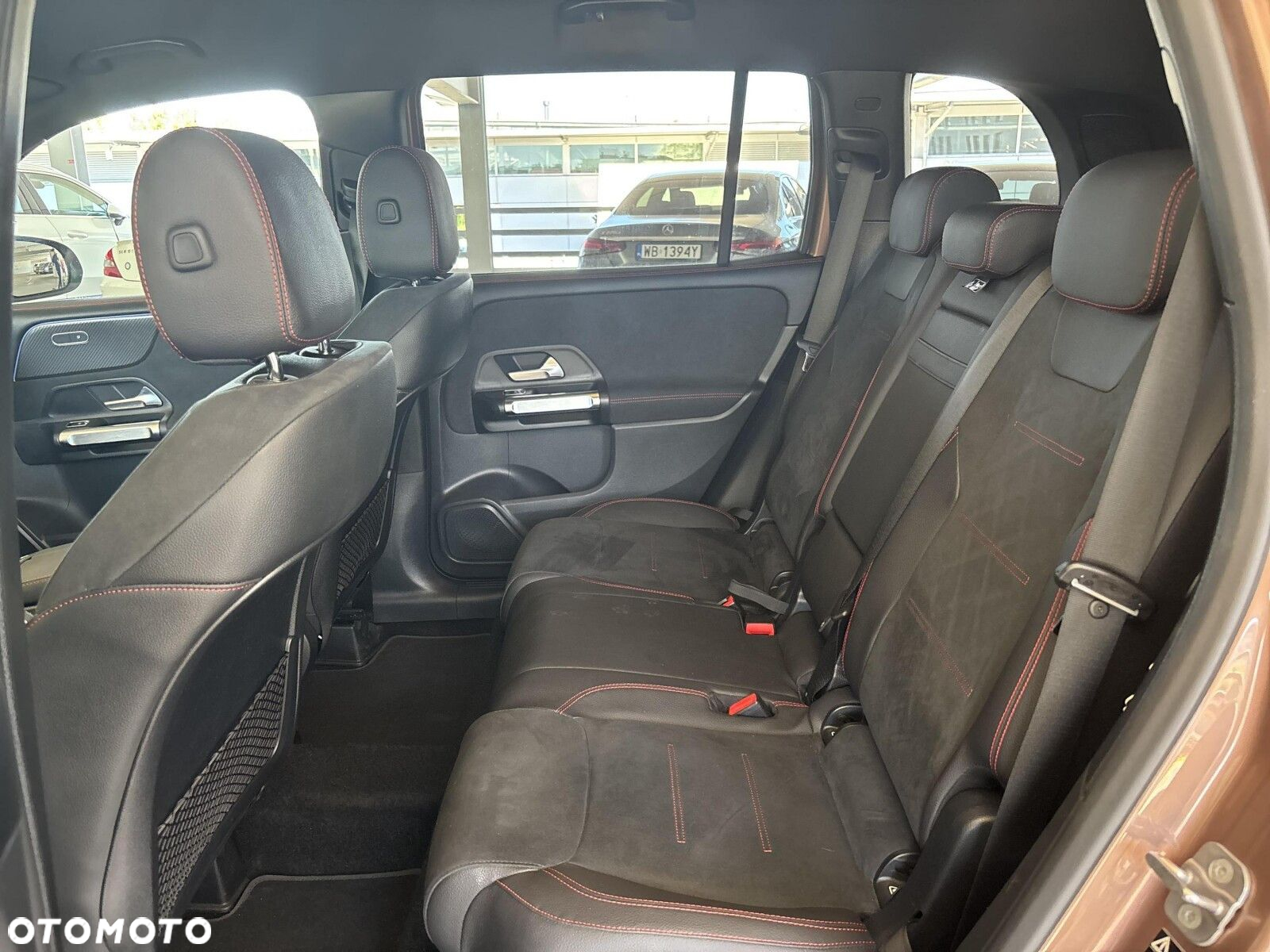 Mercedes-Benz GLB - 23