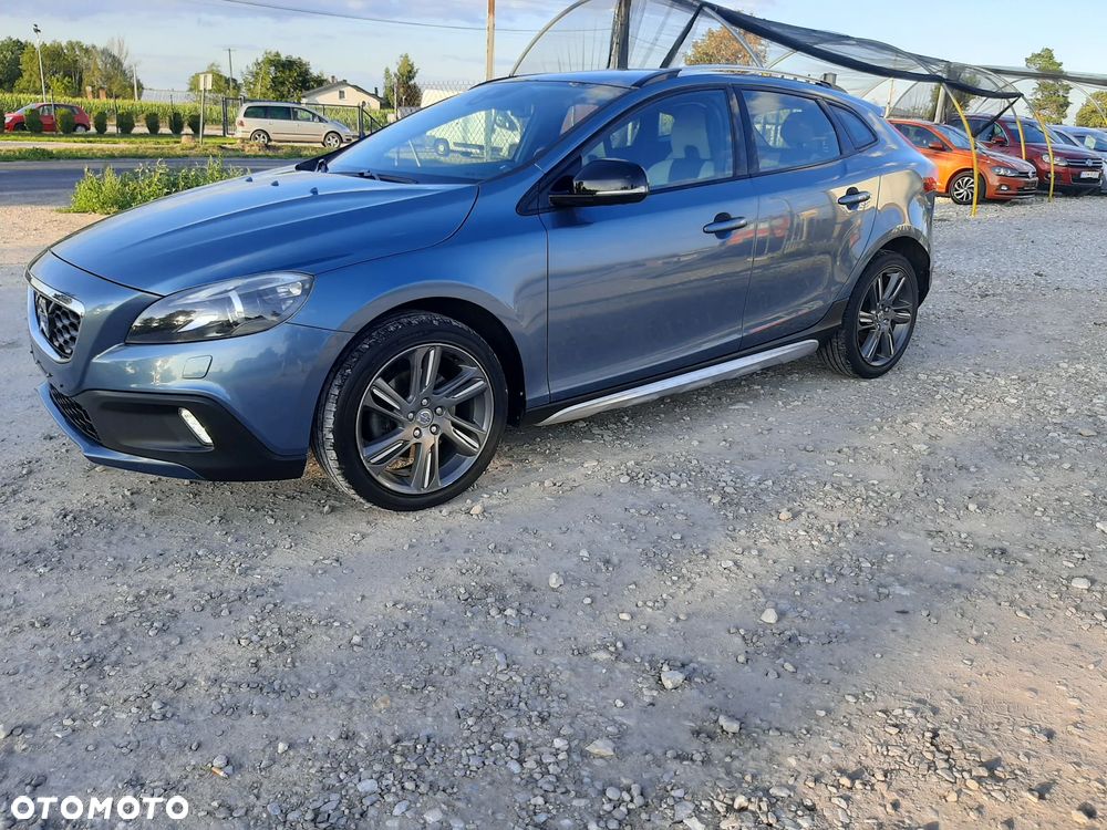 Volvo V40 Cross Country D2 - 1
