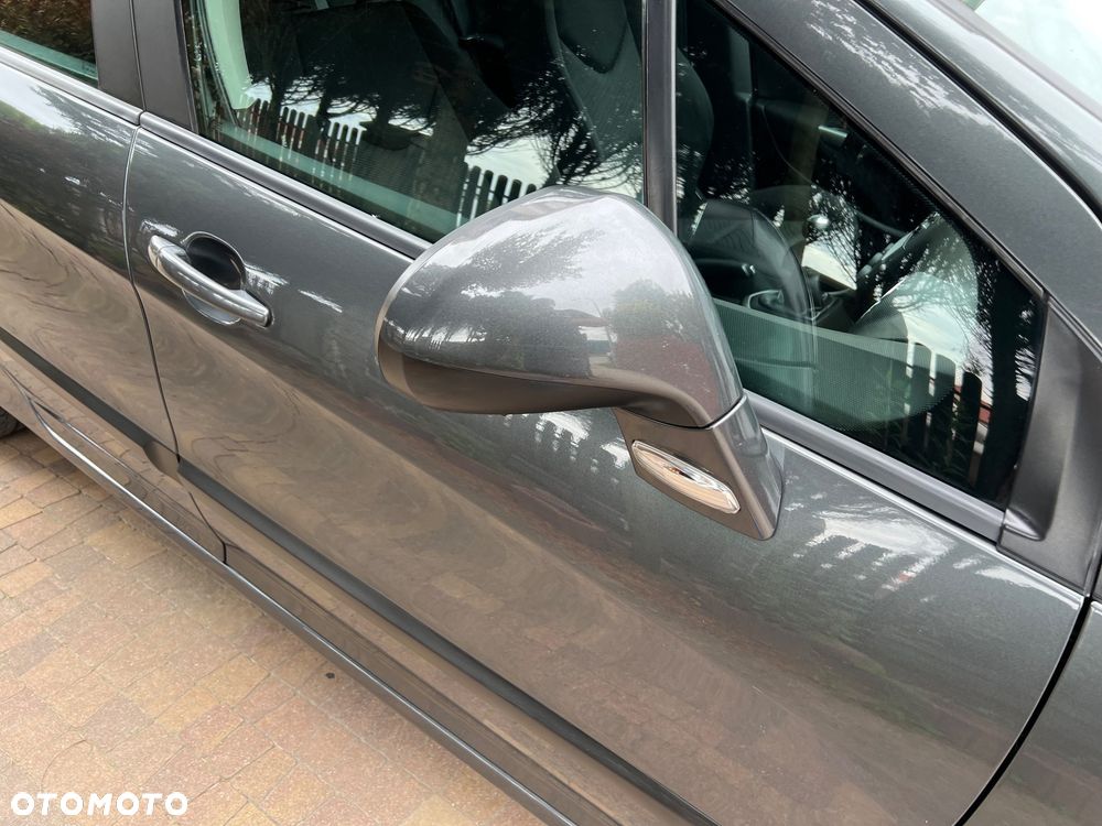 Peugeot 308 1.6 HDi Premium - 6