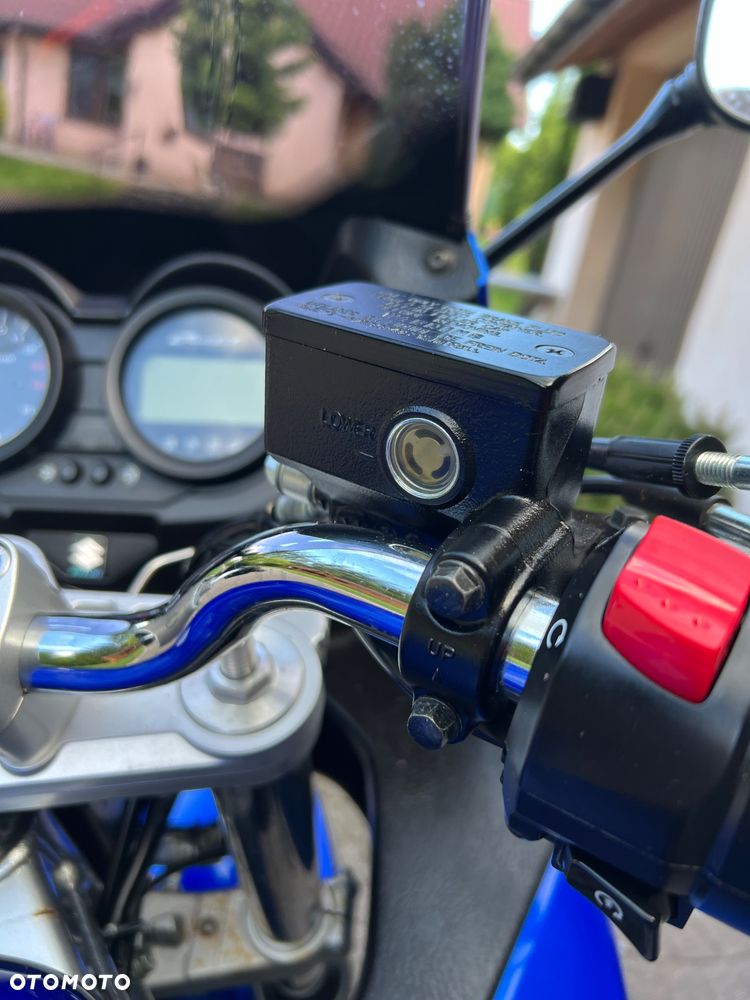 Suzuki Bandit - 25