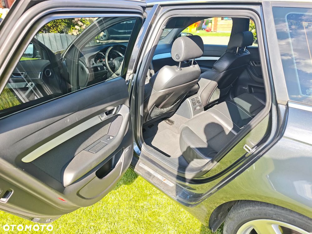 Audi A6 Avant 3.2 FSI Quattro Tiptronic - 29