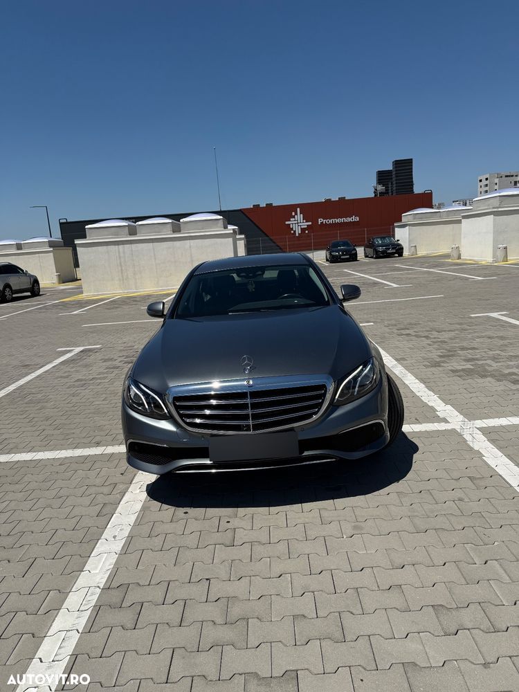 Mercedes-Benz E 220 d Aut. - 1
