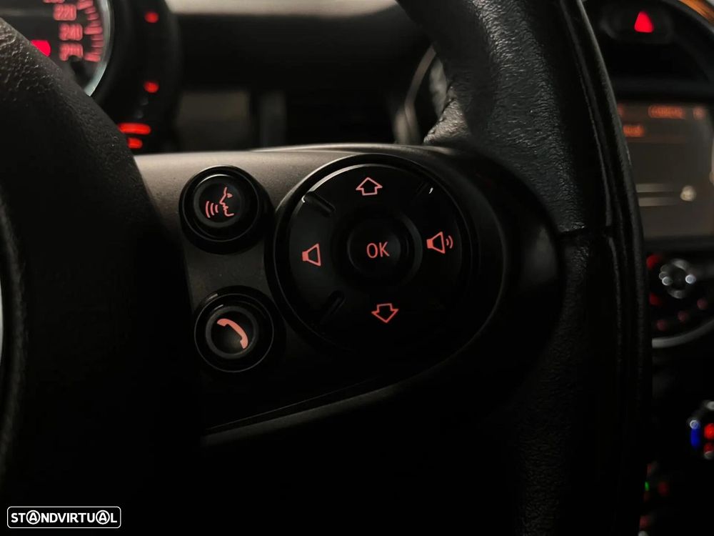 MINI 3 Portas One D - 25