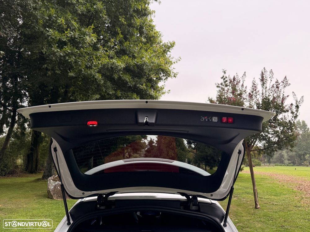 Mercedes-Benz E 300 de AMG Line - 29