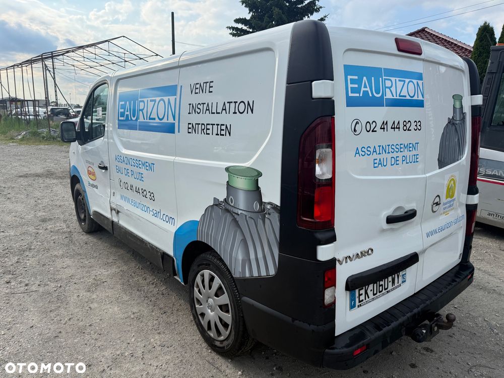 Opel Vivaro - 11
