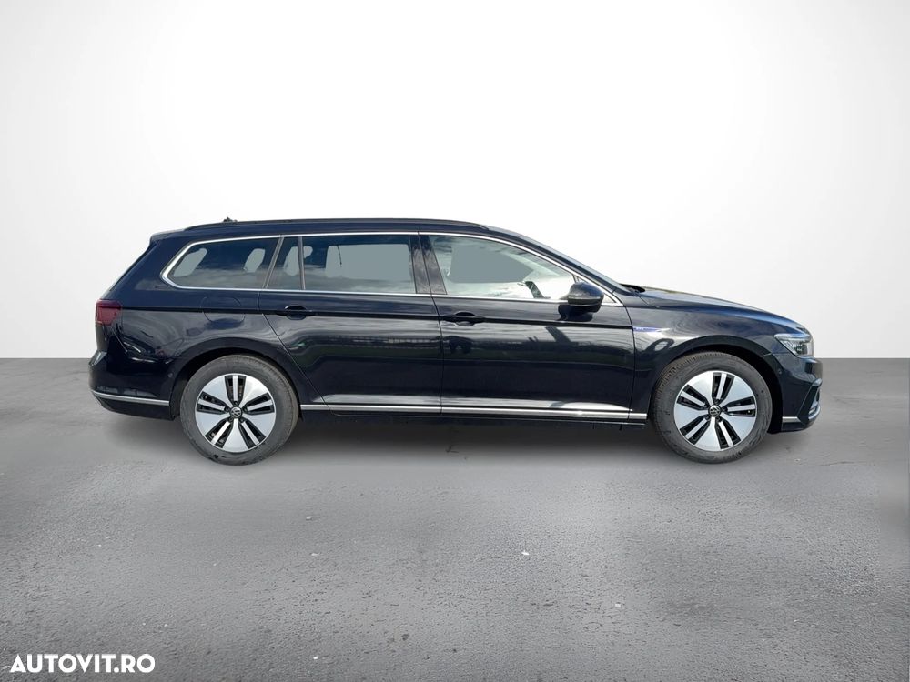 Volkswagen Passat - 5