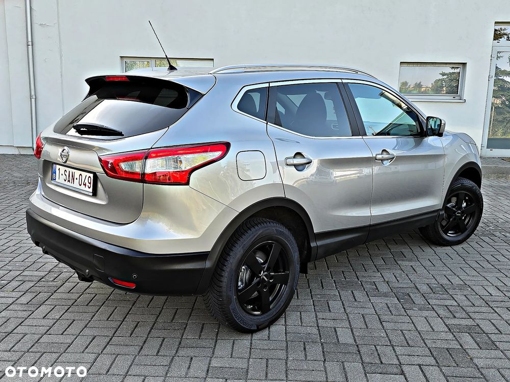 Nissan Qashqai 1.5 dCi 360 - 10