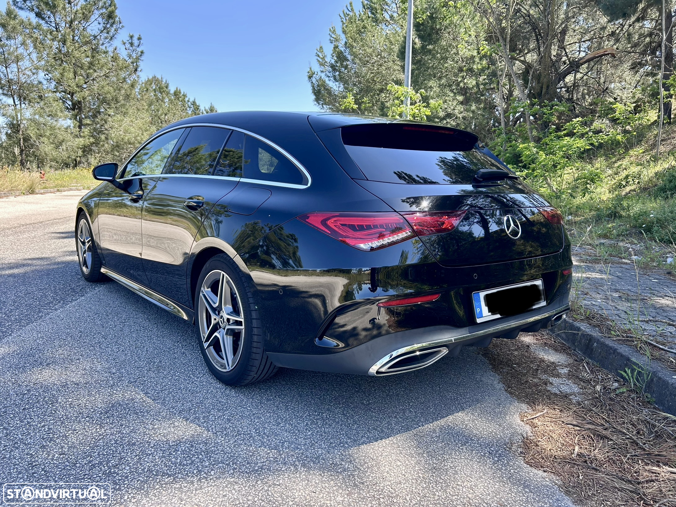 Mercedes-Benz CLA 220 d Shooting Brake AMG Line Aut. - 4