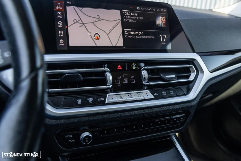 BMW 318 d Line Sport Auto - 54