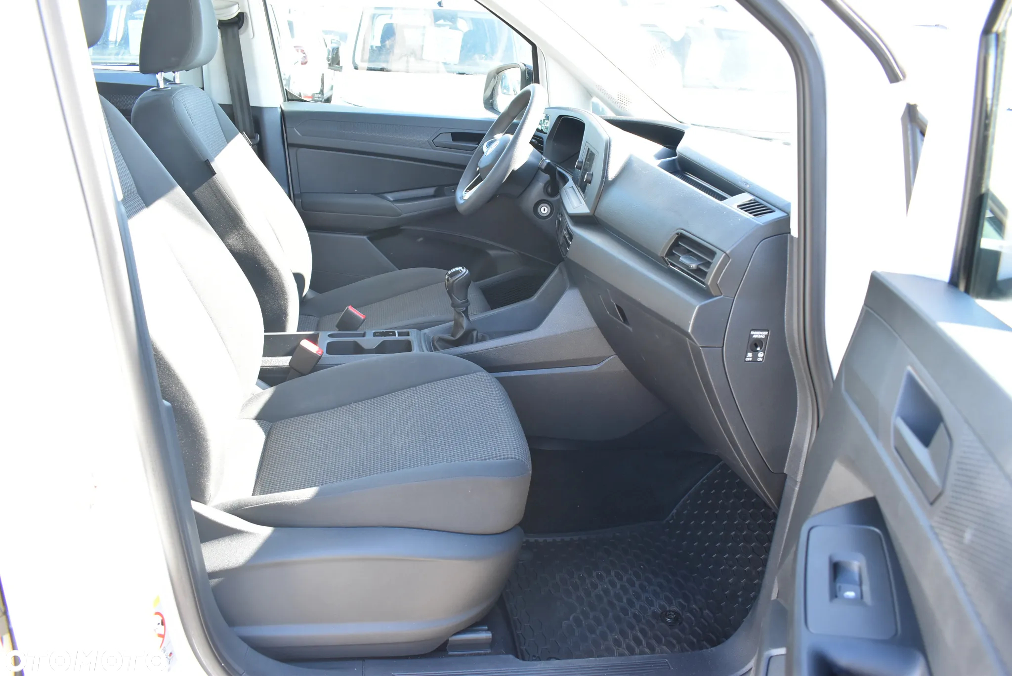 Volkswagen Caddy - 17