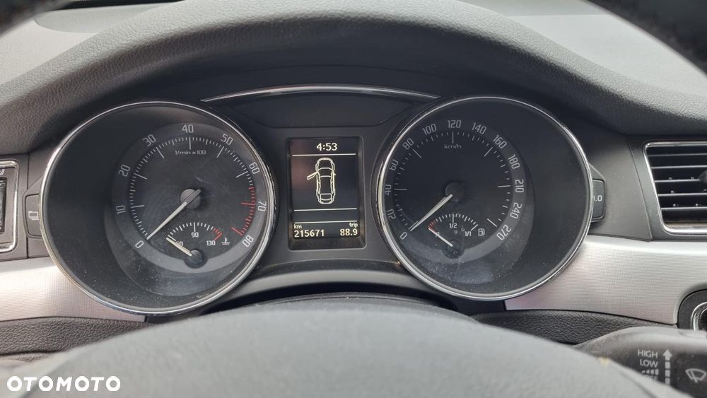 Skoda Superb 2.0 TSI Platinum DSG - 6