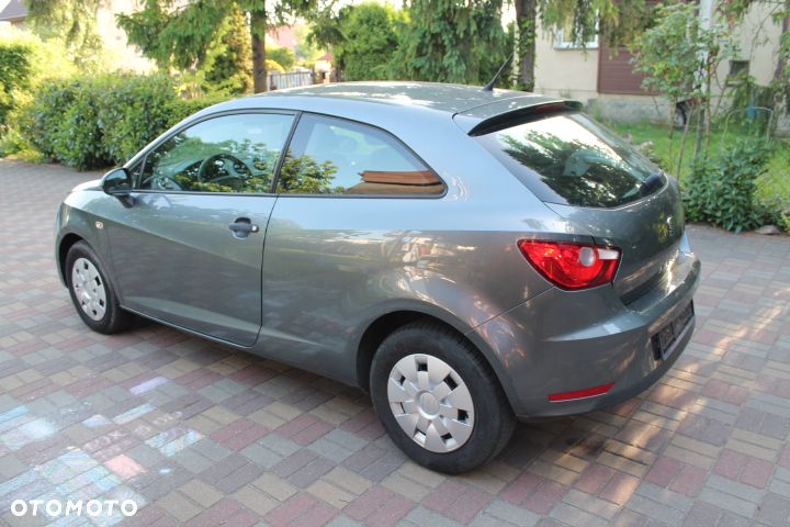 Seat Ibiza 1.4 16V 100 Sport - 2
