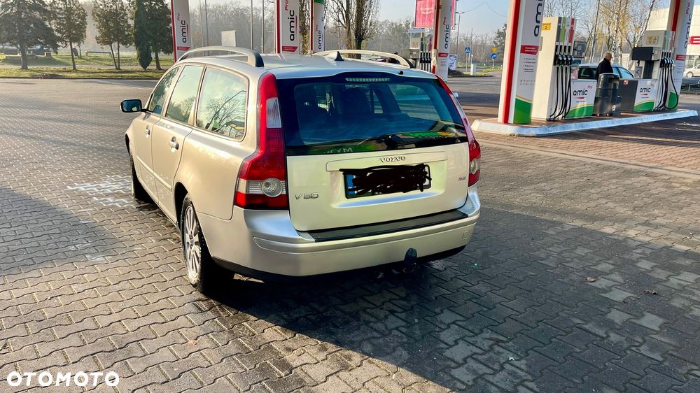 Volvo V50 2.4i - 4