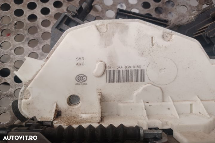 Broasca usa spate stanga 5K4839015Q Volkswagen VW Golf 7 [2012 - 2017 - 1