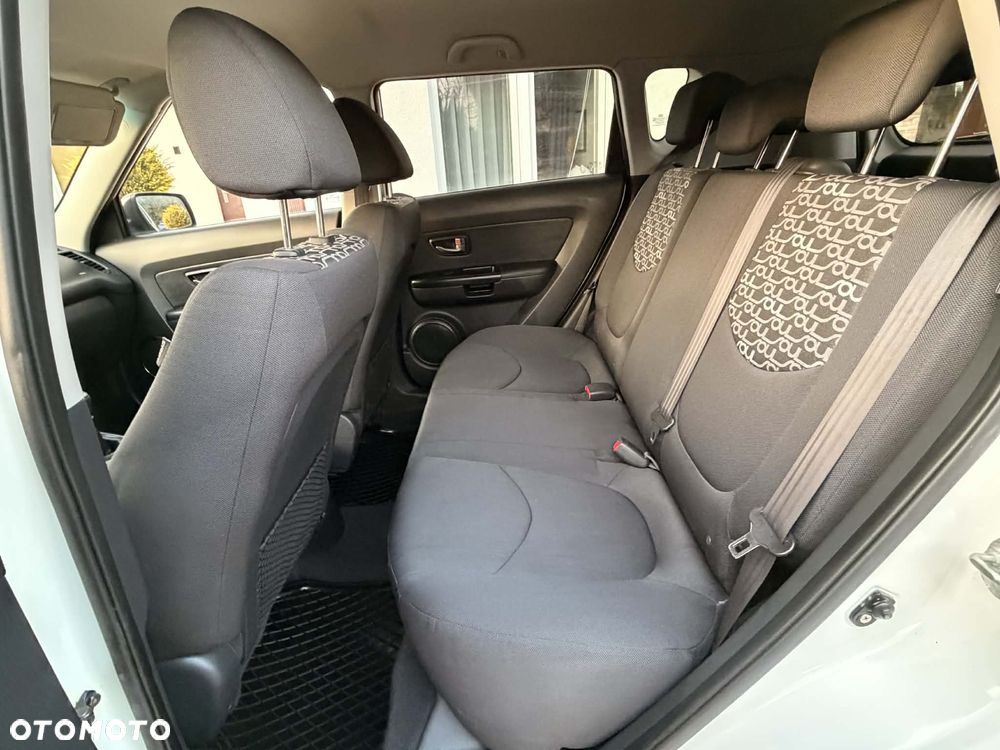 Kia Soul 1.6 CRDI M - 14