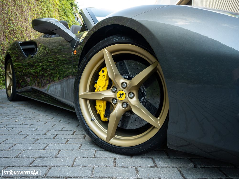 Ferrari 488 GTB Spider - 13