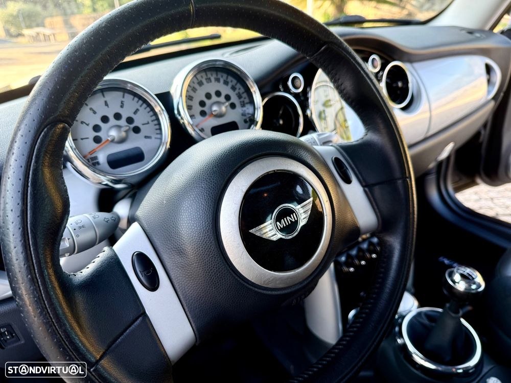 MINI 3 Portas One 1.6 Parklane - 24