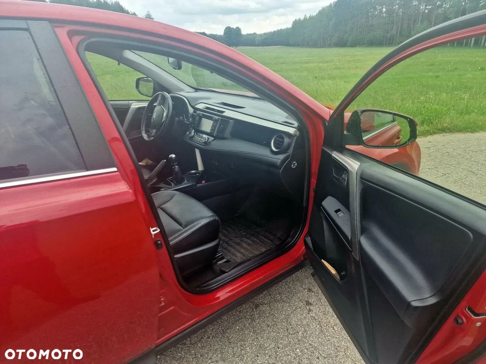 Toyota RAV4 - 11