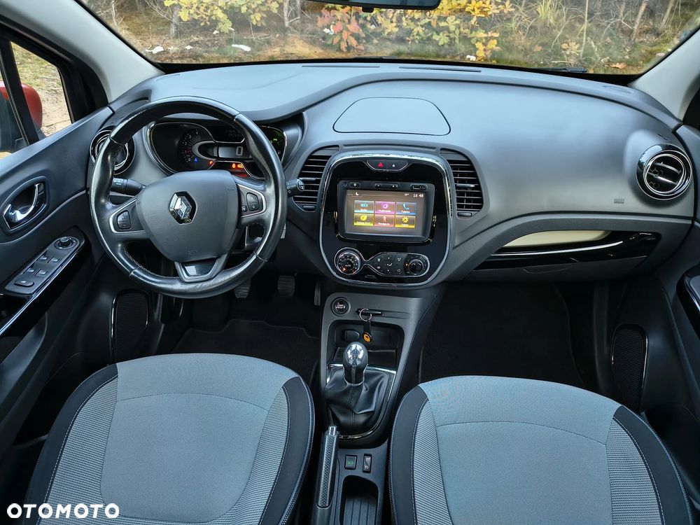 Renault Captur - 16