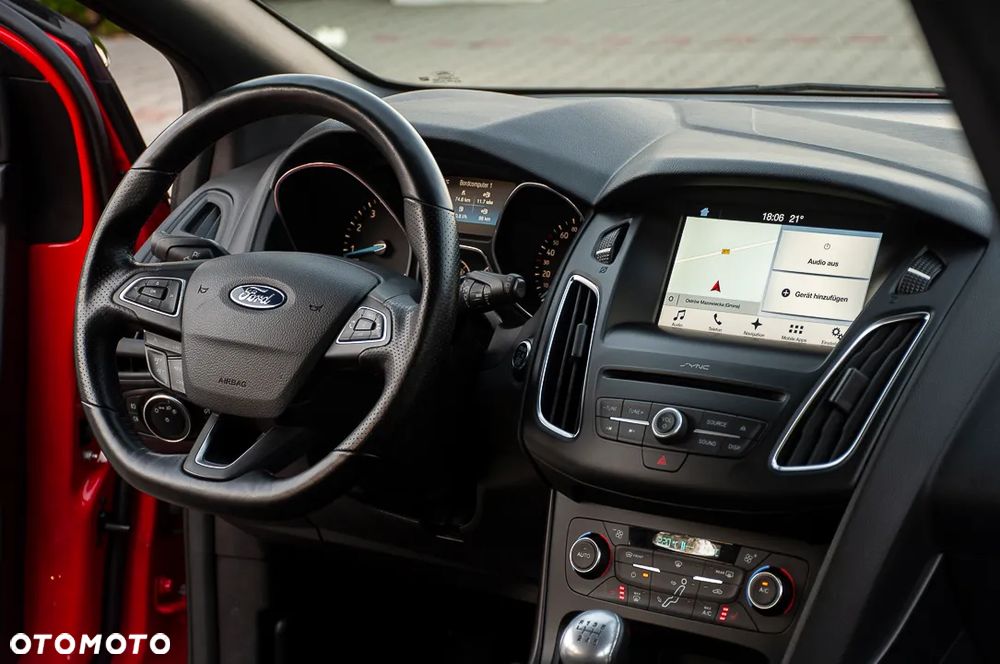 Ford Focus 1.5 EcoBoost STart-Stopp-System ST-LINE - 18