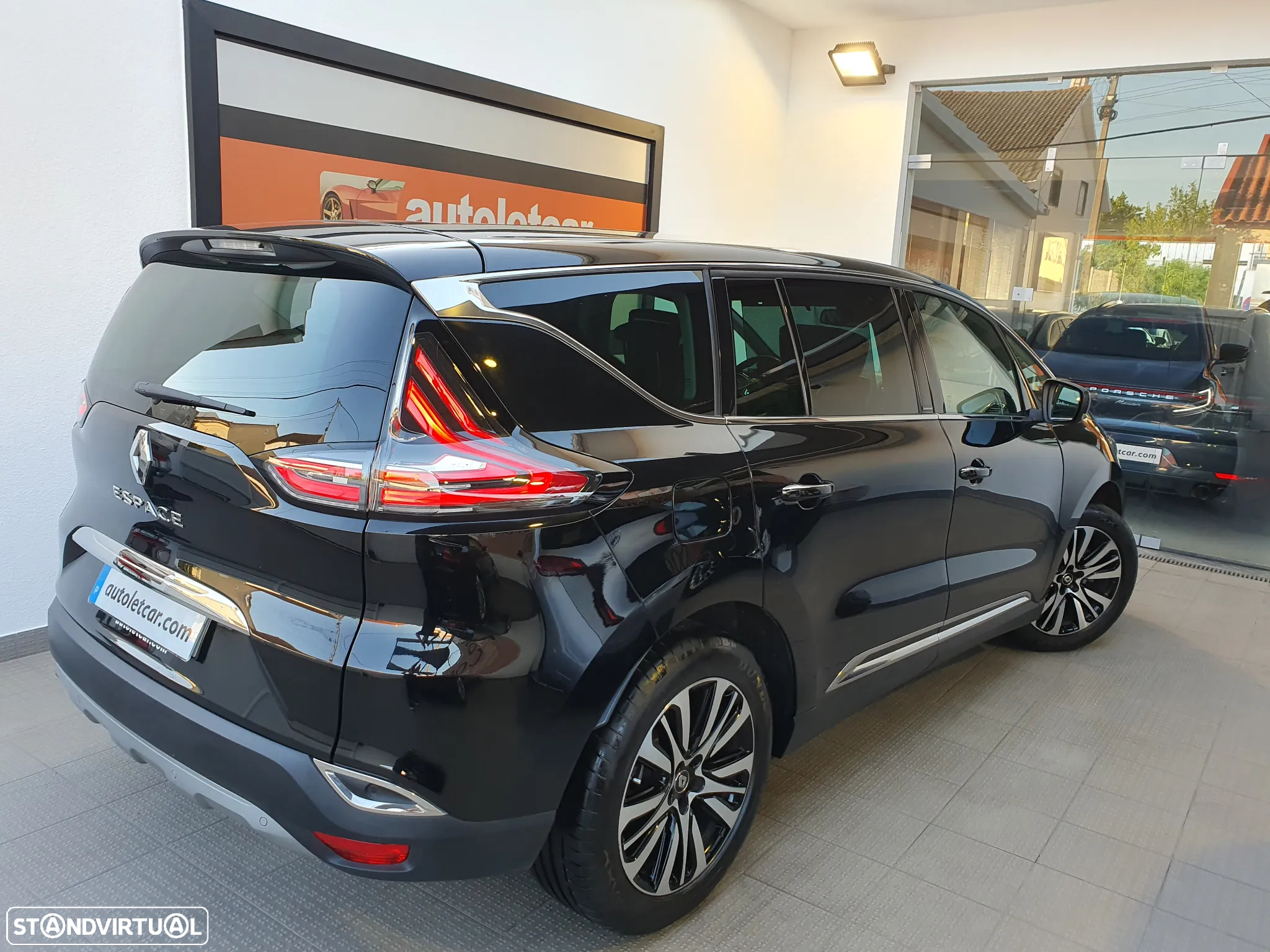 Renault Espace 1.6 dCi Initiale Paris EDC - 52