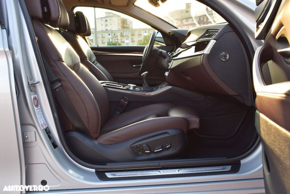 BMW Seria 5 520d Luxury Line - 6