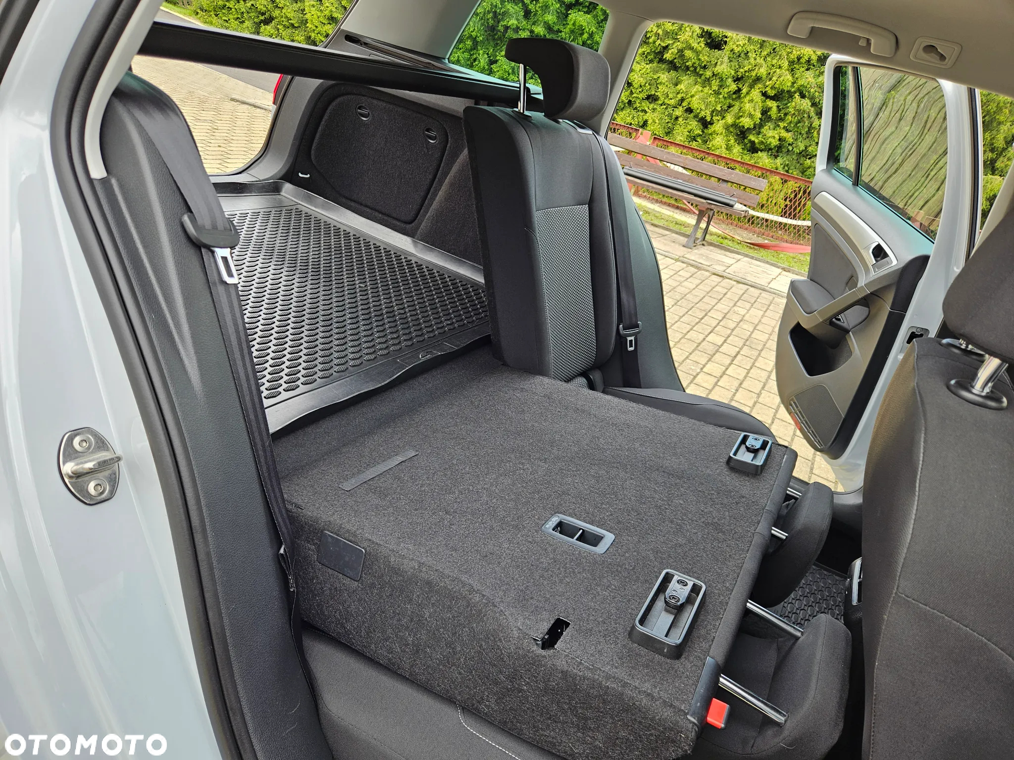 Volkswagen Golf VII 1.6 TDI BMT Comfortline DSG - 28