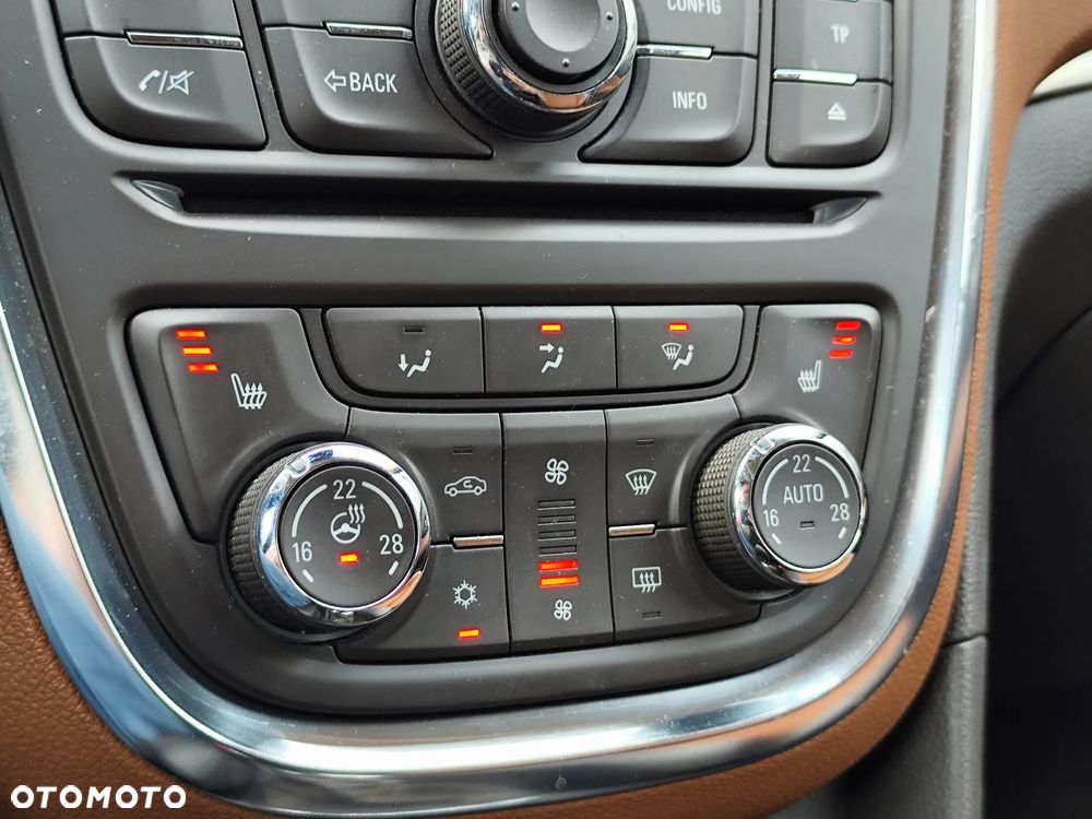 Opel Mokka 1.4 Turbo ecoFLEX Start/Stop 4x4 Color Innovation - 14