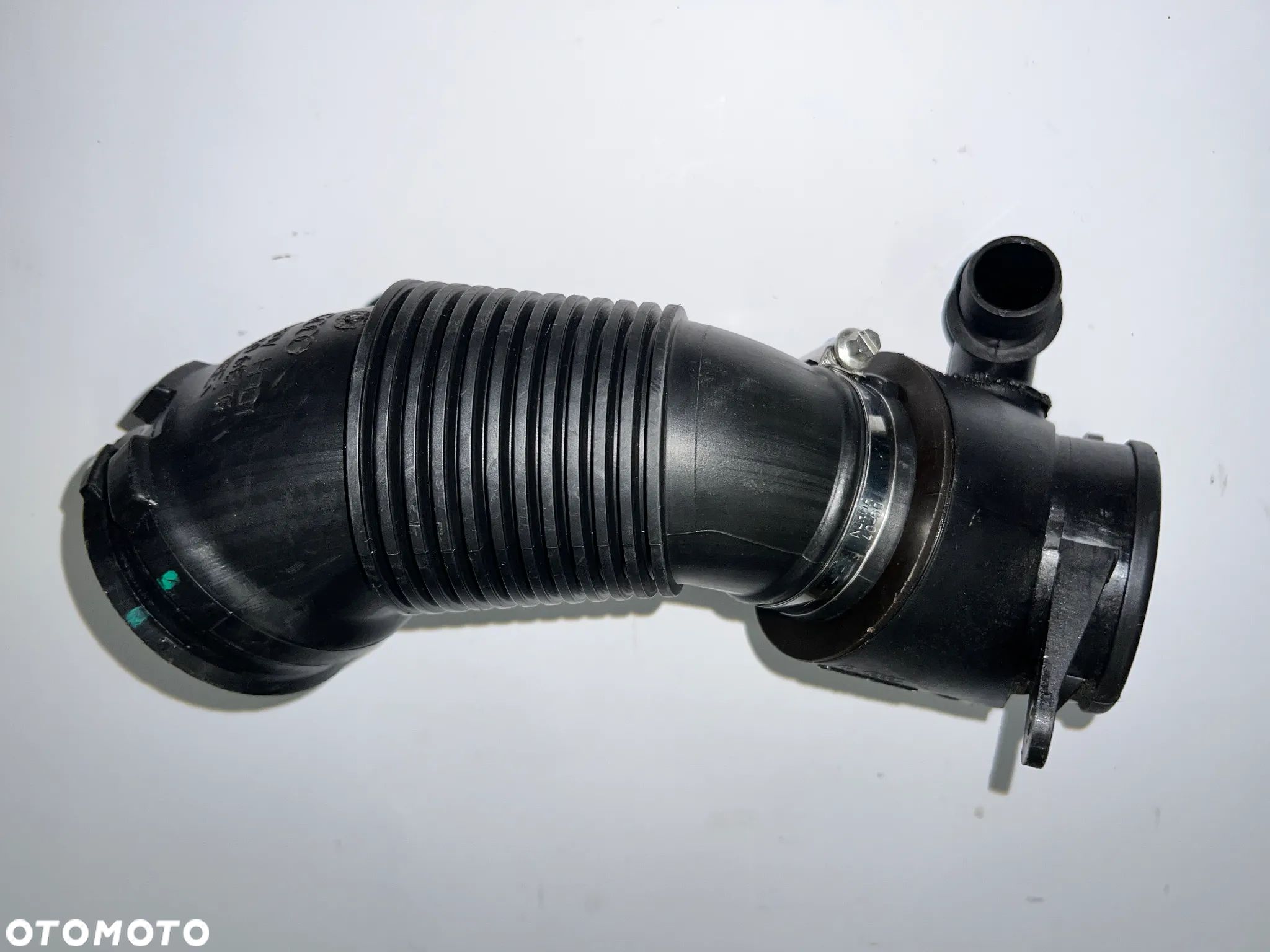 AUDI A6 A8 2.7 3.0 TDI RURA PRZEWÓD 4F0129615G - 1