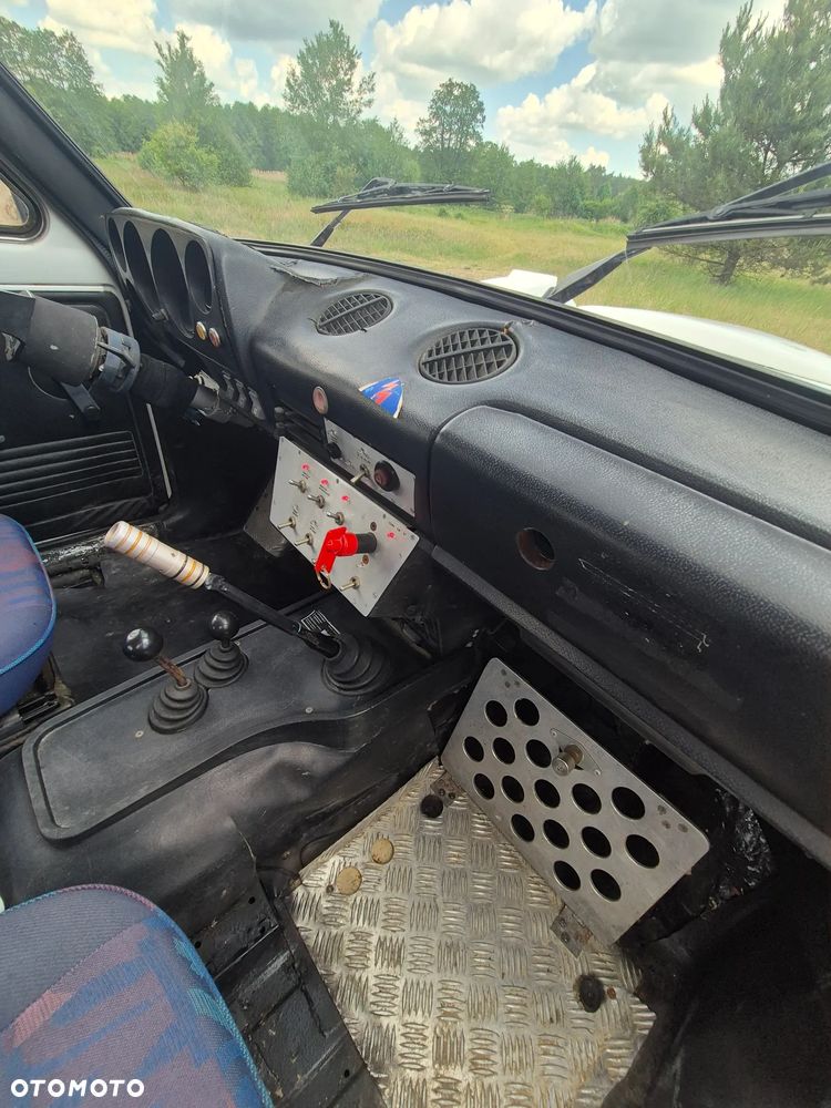 Lada Niva 1.6 UT - 13