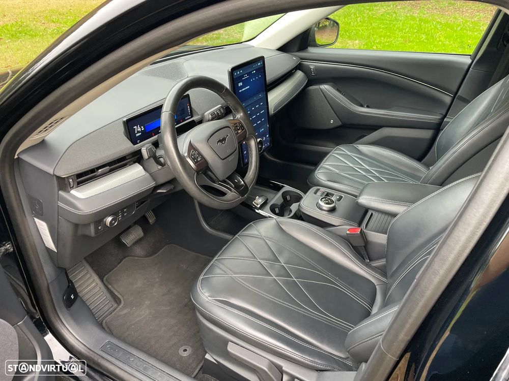Ford Mustang Mach-E - 7