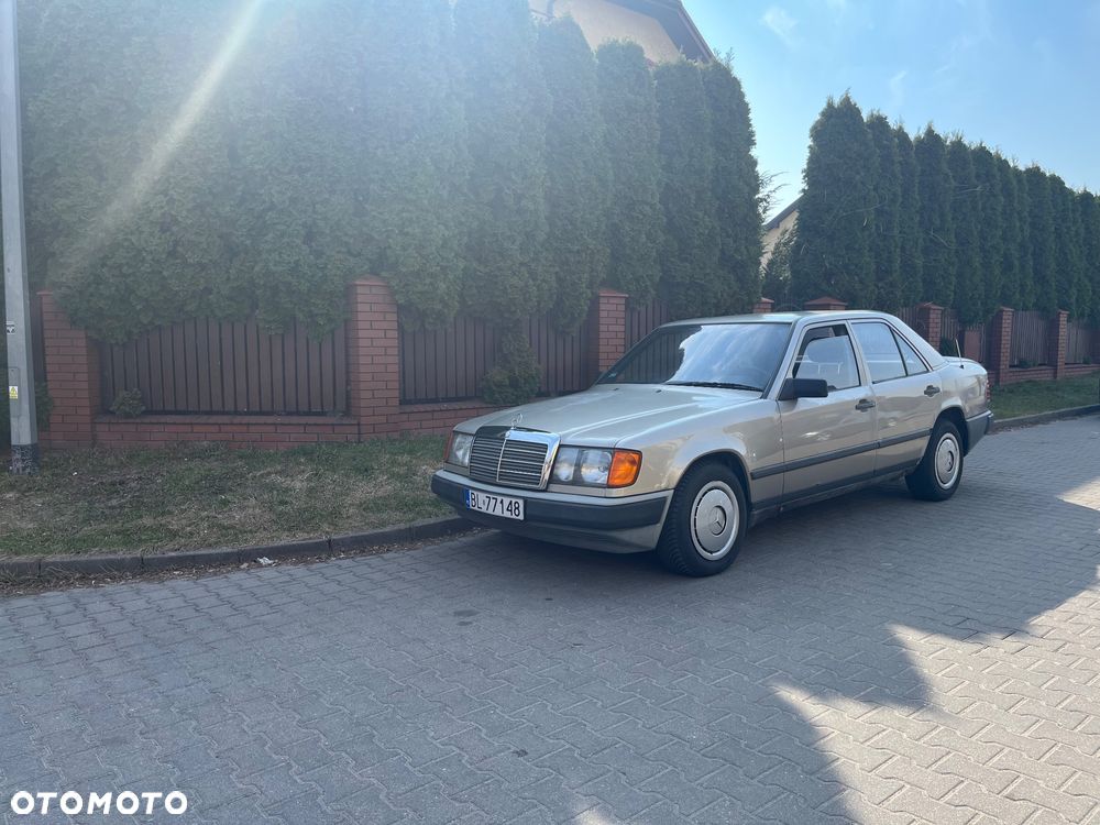 Mercedes-Benz Klasa E - 1