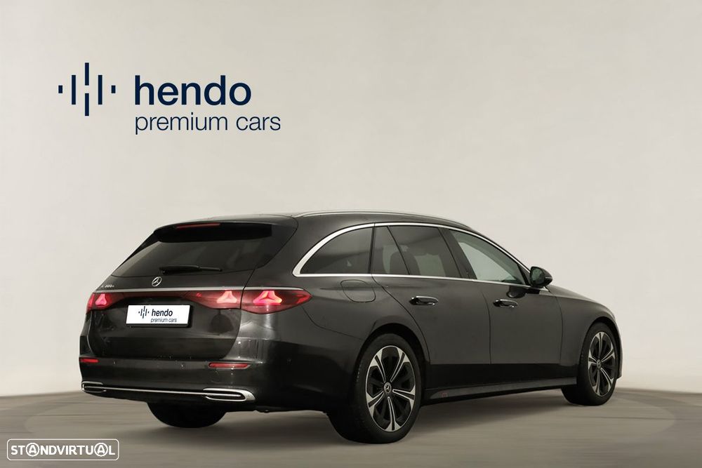 Mercedes-Benz E 300 Standard - 3