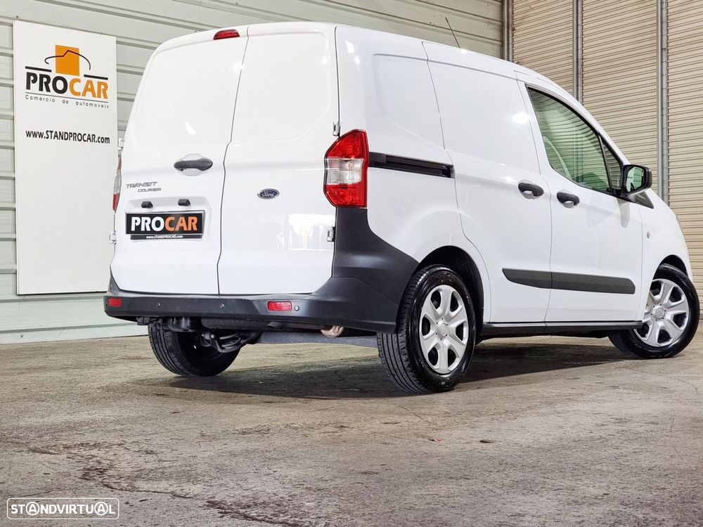 Ford Transit Courier 1.5 TDCi Ambiente - 2