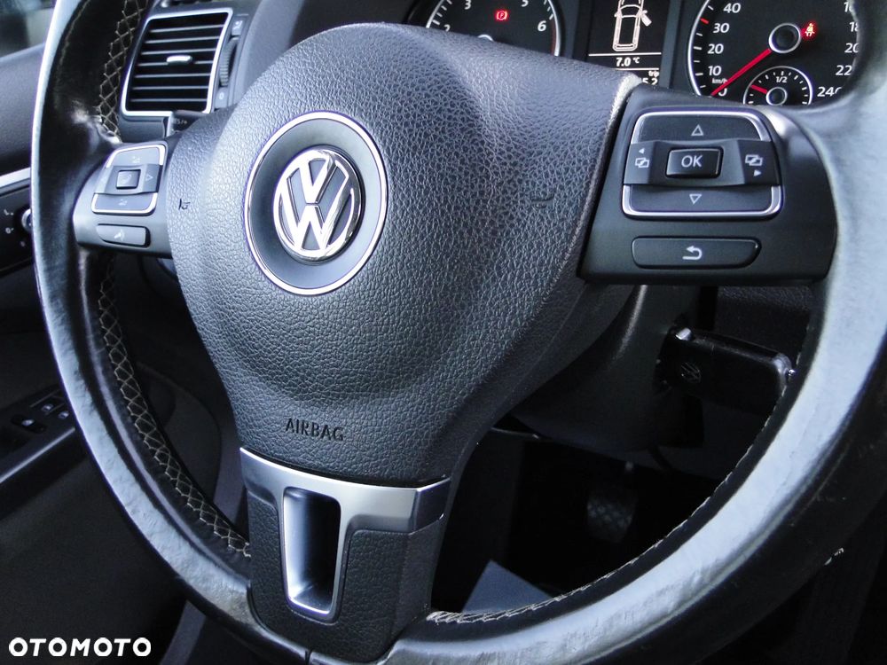 Volkswagen Touran 1.4 TSI MATCH - 25